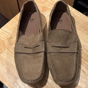 H&M Men's Brown Suede Loafers